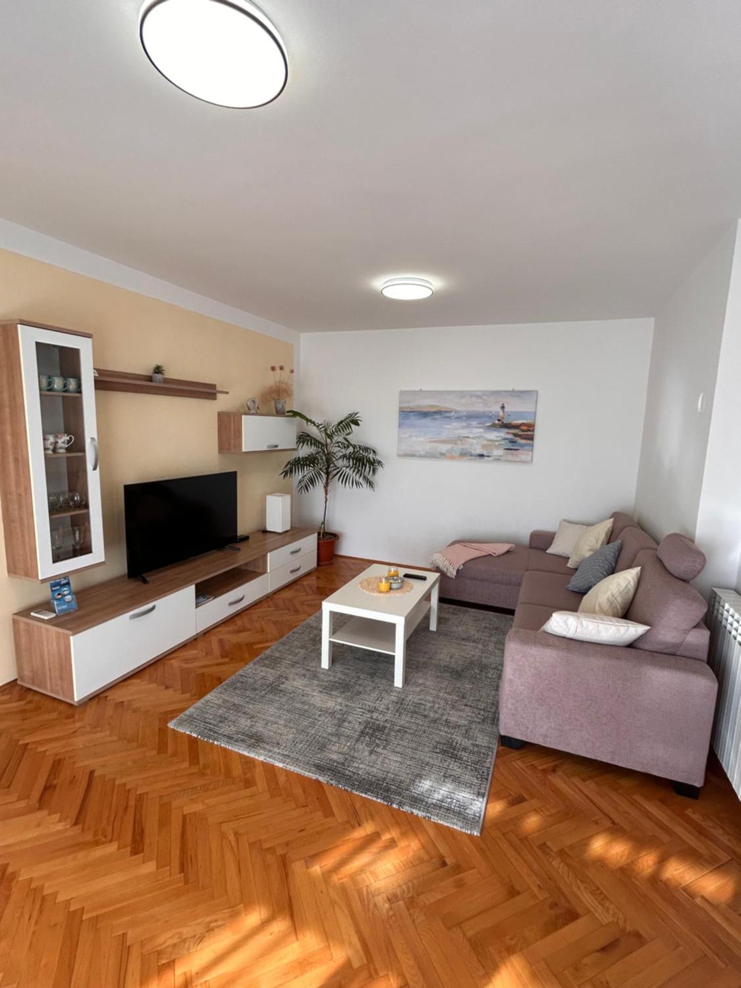 Apartments Marina Sveti Filip i Jakov Luaran gambar