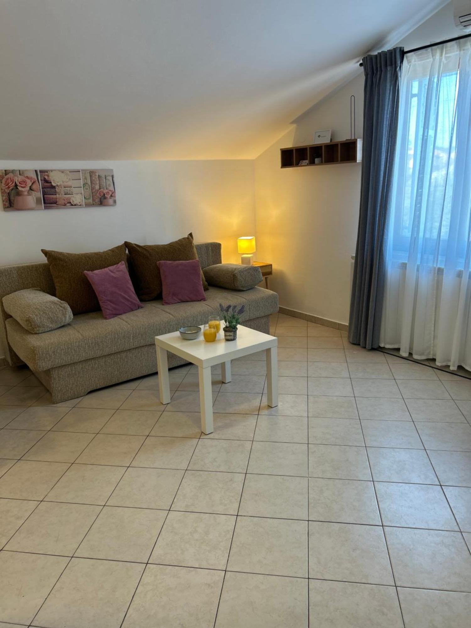 Apartments Marina Sveti Filip i Jakov Luaran gambar