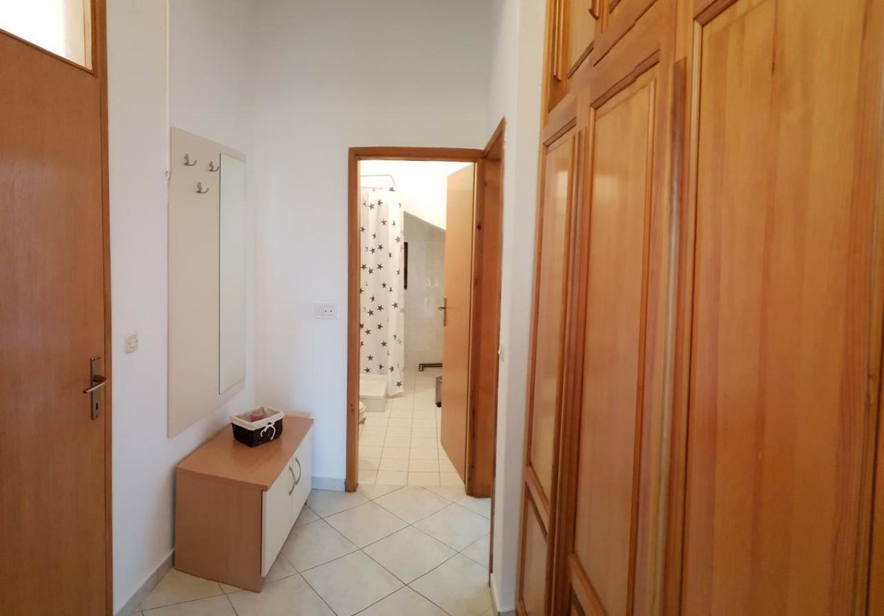 Apartments Marina Sveti Filip i Jakov Bilik gambar
